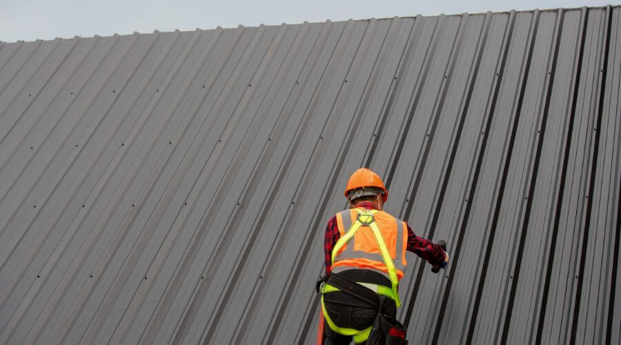 Professional metal roof installation services in Mount Pulaski, IL